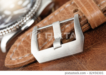 gadget for watch 82456301