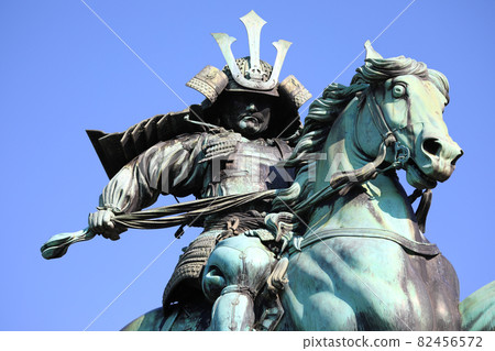 Statue of Kusunoki Masami of the Imperial Palace Garden Statue of Kusunoki Masami of the Imperial Palace Garden 82456572