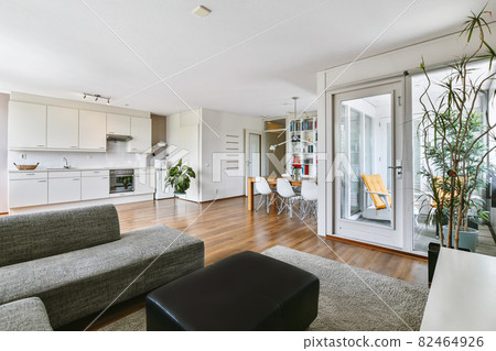 Interior of luxury and beautiful living room 82464926