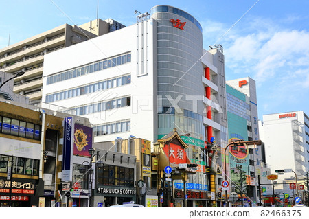 Scenery of Otsu-dori Banshoji intersection, Osu shopping street, Naka-ku, Nagoya 82466375