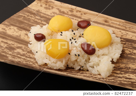 板栗飯 82472237