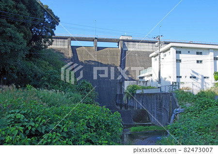 山口縣礦山市重力式混凝土壩礦山壩 山口縣礦山市重力式混凝土壩礦山壩 82473007