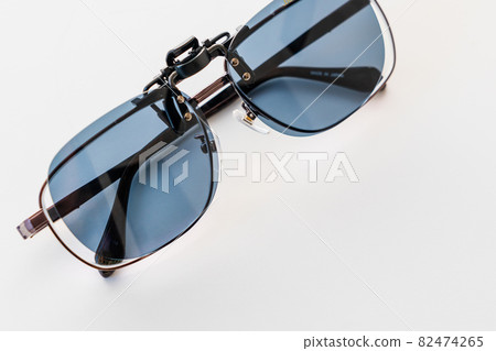 Clip-on apron sunglasses flip-up Clip-on apron sunglasses flip-up 82474265