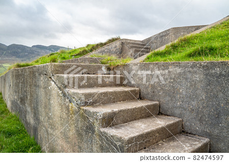 The ruins of Lenan Head fort at the north coast of County Donegal, Ireland. 82474597