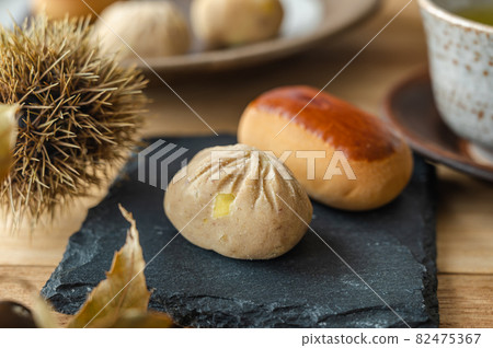 Kuri-kinton and Kuri-manju Kuri-kinton and Kuri-manju 82475367