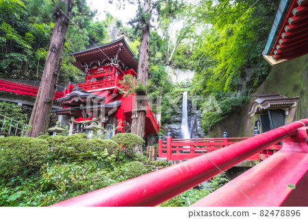 Nakano Fudoson, one of Japan's three immovables in Fukushima City 82478896