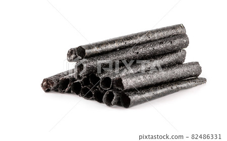 Seaweed nori rolls snack chip isolated Seaweed nori rolls snack chip isolated 82486331
