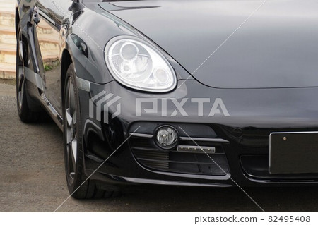 Imported car image Porsche Cayman S front mask 82495408