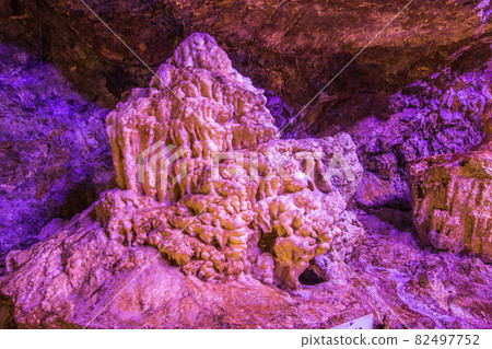 岐阜縣飛驒大石灰岩洞窟 岐阜縣飛驒大石灰岩洞窟 82497752