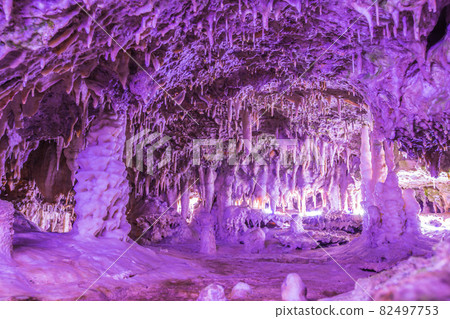 Gifu Prefecture Hida Great Limestone Cave 82497753