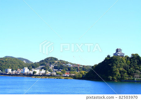 犬山市的風景、國寶犬山城和木曾川 82503970