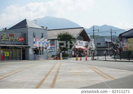 太宰府天滿宮有償停車場和參道望吉 82511271