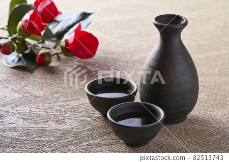 Sake and camellia Inoguchi and sake bottle Sake and camellia Inoguchi and sake bottle 82513743
