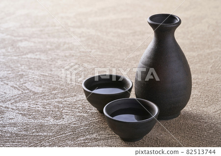 Sake sake Inoguchi and Tokuto Sake sake Inoguchi and Tokuto 82513744