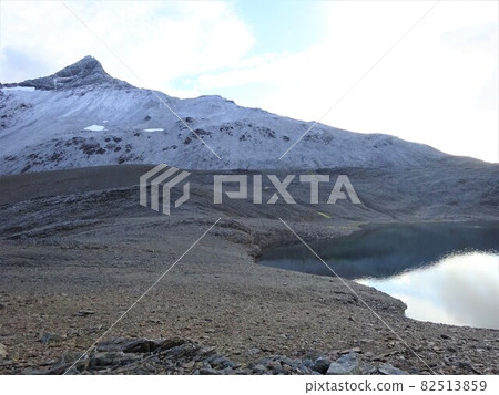 Scenery on a Shackleton hike Scenery on a Shackleton hike 82513859