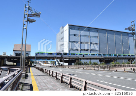 Cityscape in front of Oikeibajo-mae Station in Shinagawa Ward 82516056