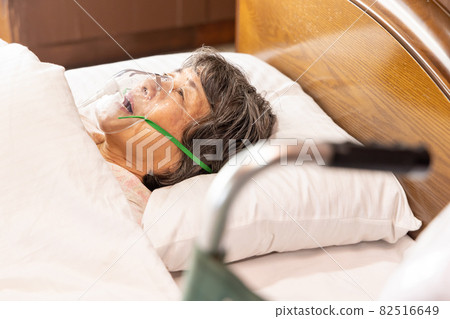 Senior woman home recuperation 82516649