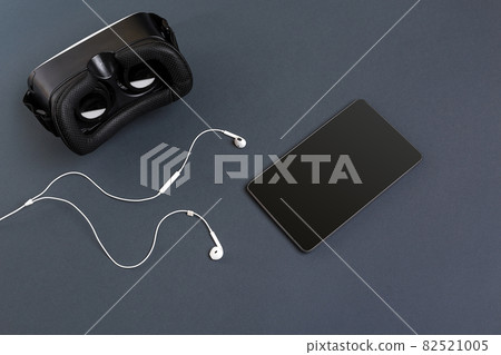 Virtual reality headset. Top view Virtual reality headset. Top view 82521005
