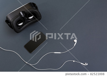 Virtual reality headset. Top view Virtual reality headset. Top view 82521008