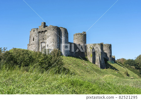 Kidwelly Castle Wales Kidwelly Castle Wales 82521295