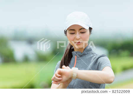 Women who run Women who run 82522009
