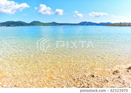 Glittering sea shining in the sunlight / Nago City, Okinawa Prefecture Glittering sea shining in the sunlight / Nago City, Okinawa Prefecture 82523970