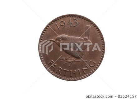 Old pre decimal 1943 George VI farthing coin of England UK reverse Wren cut out and isolated 82524157