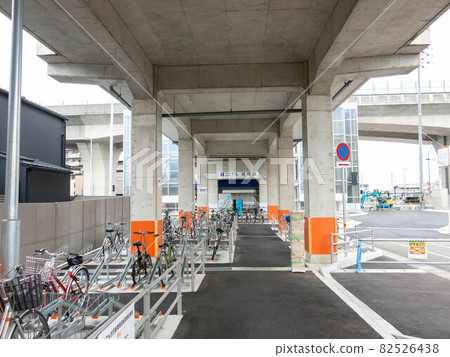 Bicycle parking lot at Kotoden Fuseishi Station 82526438