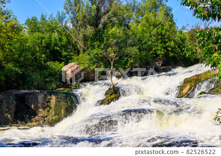 Waterfall on the Inhulets river in Kryvyi Rih, Ukraine Waterfall on the Inhulets river in Kryvyi Rih, Ukraine 82526522