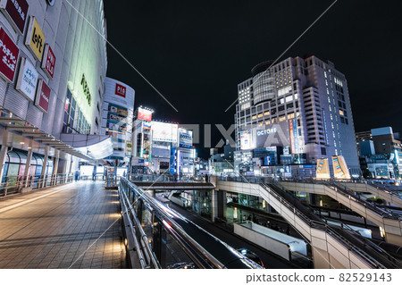 Tokyo Hachioji Station North Exit Night View 82529143