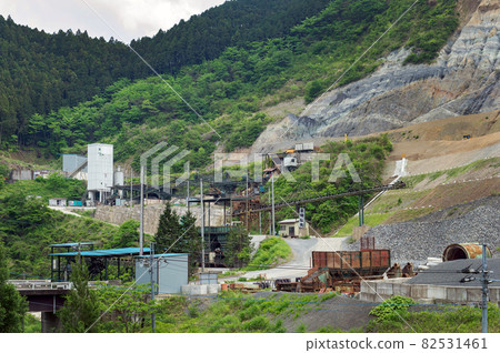 A quarry 82531461