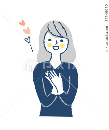 年輕女人高興地拍手 82549070