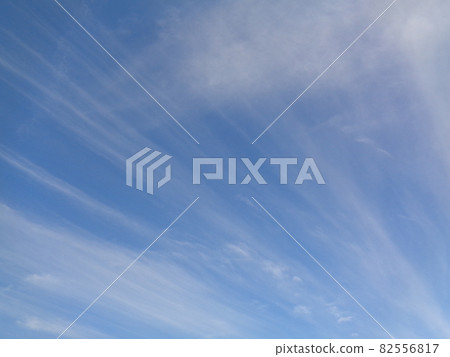 藍天和雲彩 藍天和雲彩 82556817