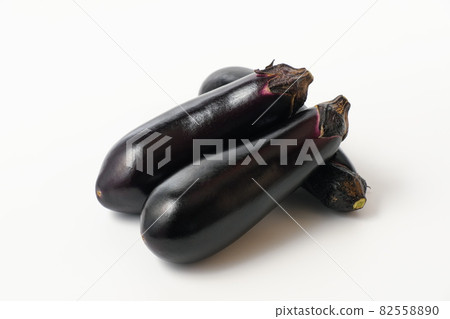 Eggplant white background 82558890