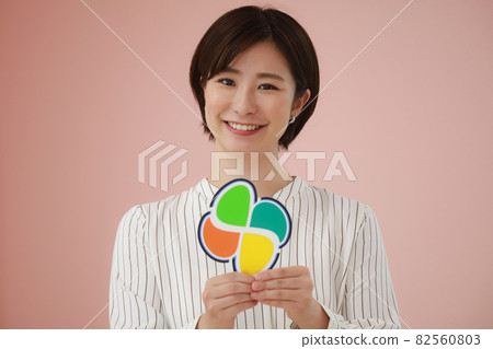 Woman with a senior citizen mark Woman with a senior citizen mark 82560803