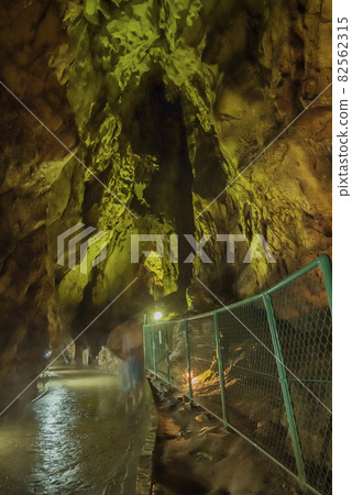 Yamaguchi Prefecture Mine City Akiyoshido Cave Cave River Entrance Yamaguchi Prefecture Mine City Akiyoshido Cave Cave River Entrance 82562315