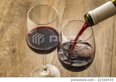 紅葡萄酒博若萊新酒 紅葡萄酒博若萊新酒 82568434