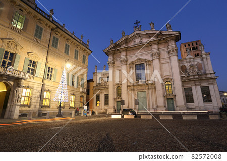 Historic market square at night in Mantova, Italy Historic market square at night in Mantova, Italy 82572008