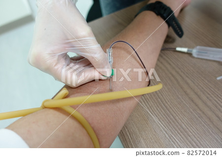 Blood draw Blood draw 82572014