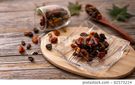 Dry fruit mix 82573224