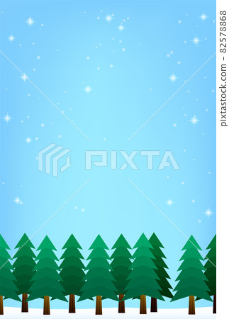 在寒冷的雪林和藍天中參觀 在寒冷的雪林和藍天中參觀 82578868