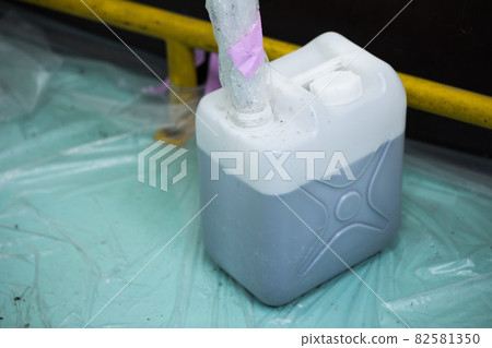 Wall-mounted air conditioner cleaning Wall-mounted air conditioner cleaning 82581350