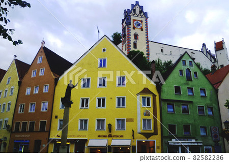 德國富森多彩可愛的城市景觀 82582286