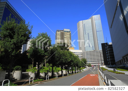 October 758 Shiomizaka, Minato-ku and Akasaka Intercity Toranomon 2-chome 82582327