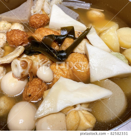 寒冷冬日的關東煮 寒冷冬日的關東煮 82582331