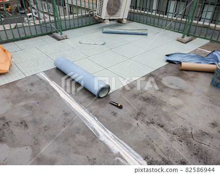 通風緩衝板安裝 82586944