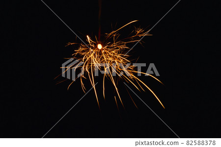 美麗的煙火（夏季傳統） 82588378