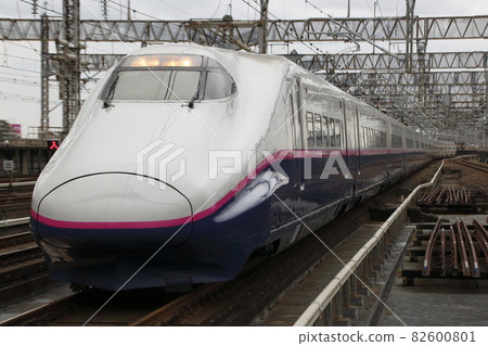 東北新幹線E2系列山比彥（山形新幹線E3系列Tsubasa合併） 82600801