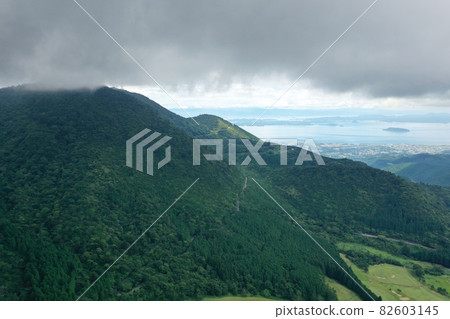 雲仙山腳下的鳥瞰圖 82603145