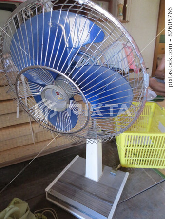 昭和復古電風扇和舊日本的家電 82605766